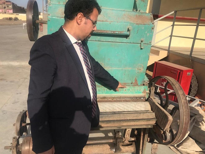 محرر اليوم السابع امام الماكينة محرر اليوم السابع امام الماكينة